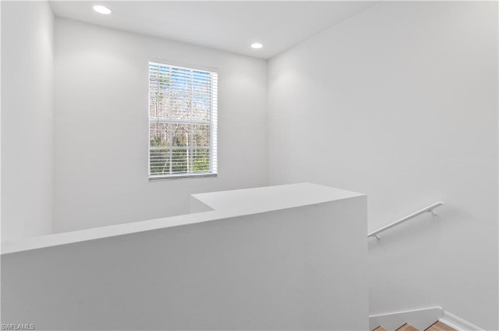 3281 Lindsey LN 4-24