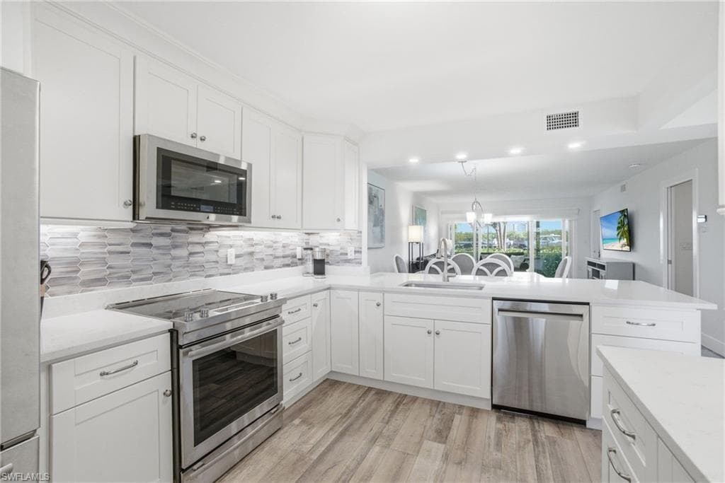 305 Goodlette-Frank RD S # C205, NAPLES FL 34102-6