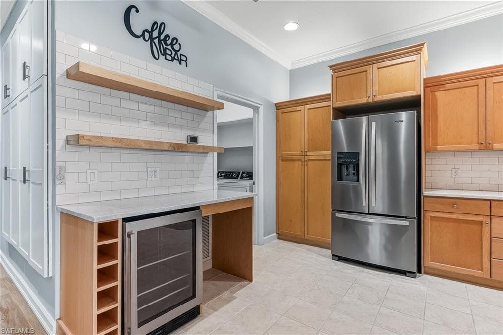 8565 Via Garibaldi CIR # 206, ESTERO FL 33928-2