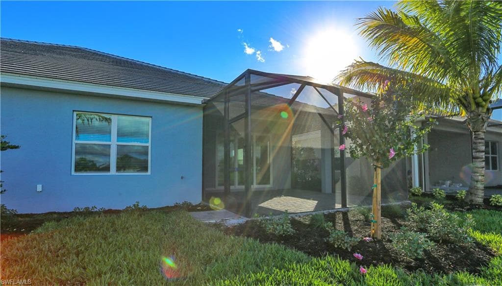 2428 Ariane DR, NAPLES FL 34112-17