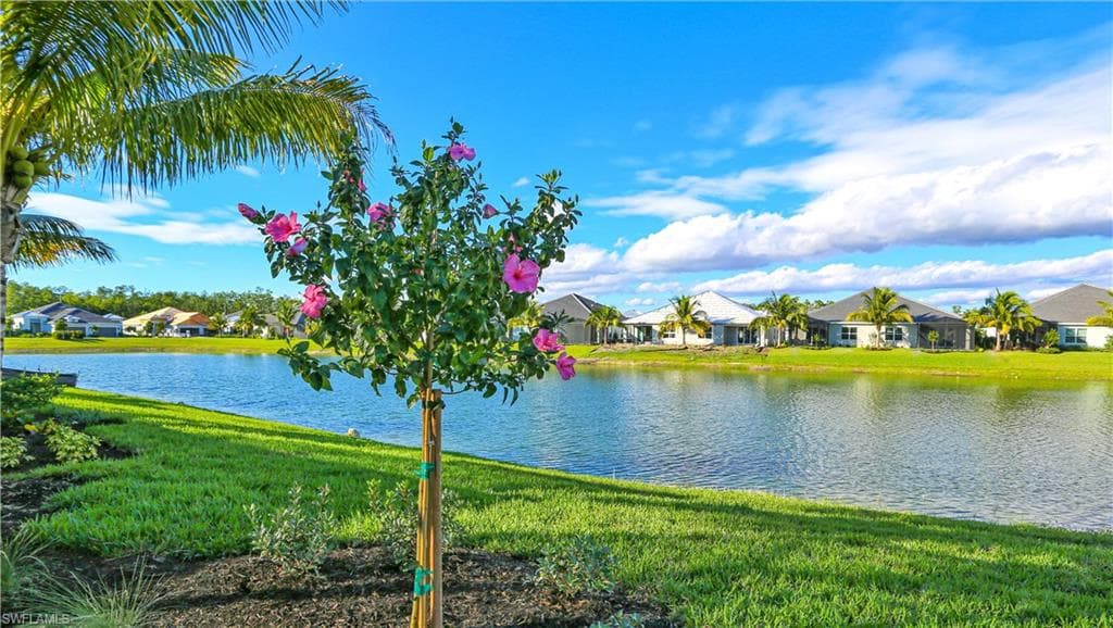 2428 Ariane DR, NAPLES FL 34112-20