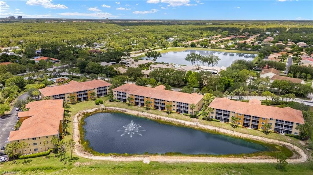 10030 Maddox LN # 206, BONITA SPRINGS FL 34135-8