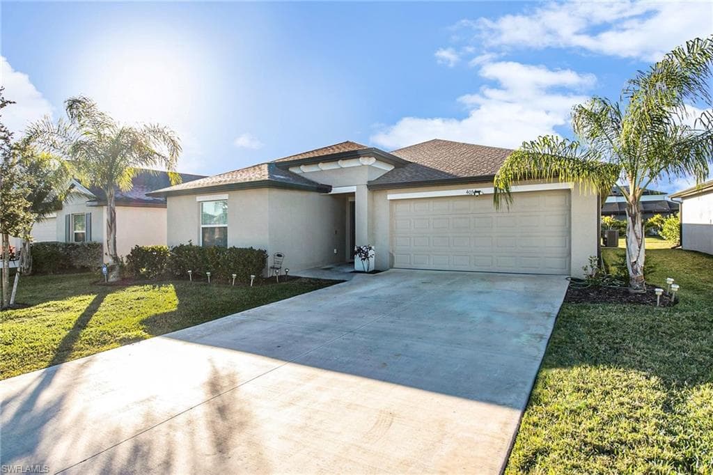 4054 San Clemente CT, NORTH FORT MYERS FL 33917-1