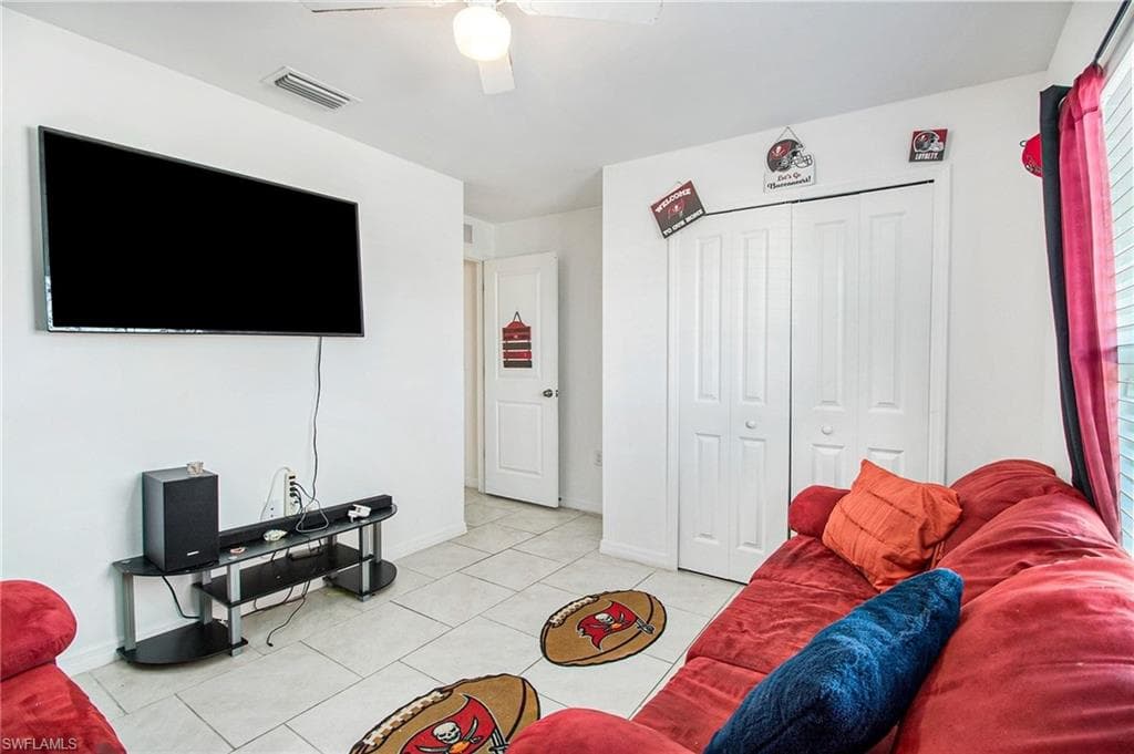 4054 San Clemente CT, NORTH FORT MYERS FL 33917-12