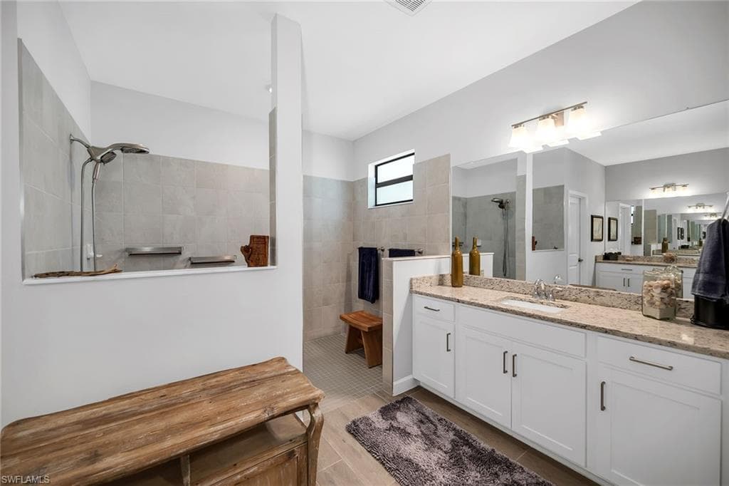 11200 Canopy LOOP, FORT MYERS FL 33913-18