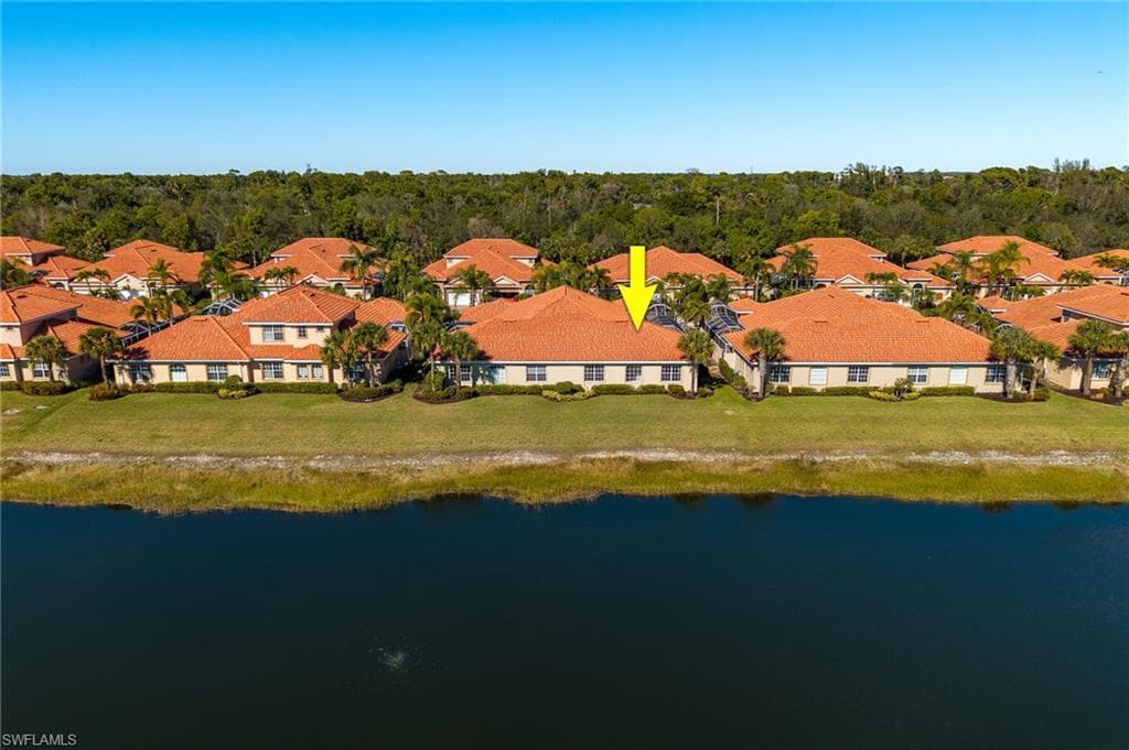 5693 Kensington LOOP, FORT MYERS FL 33912-32