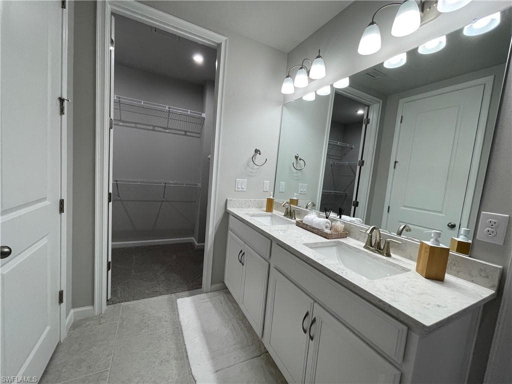 4676 Arboretum CIR # 101, NAPLES FL 34112-12