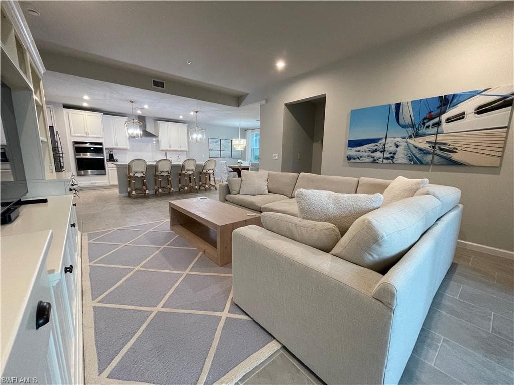 4676 Arboretum CIR # 101, NAPLES FL 34112-18
