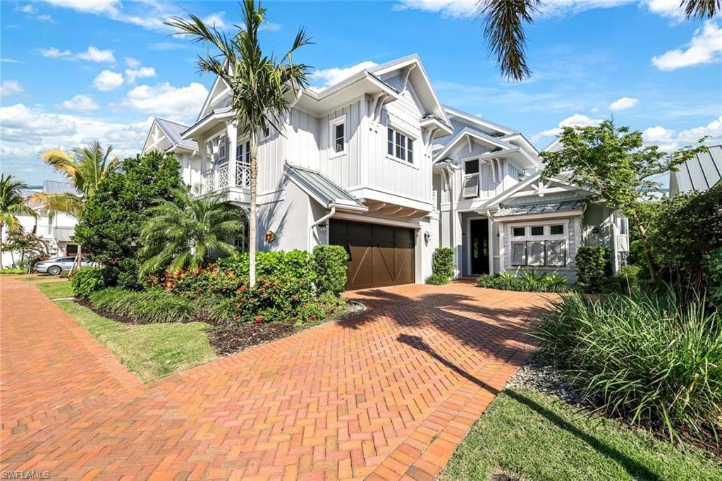 91 14th ST S, NAPLES FL 34102-3