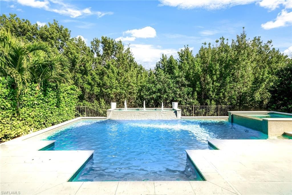 91 14th ST S, NAPLES FL 34102-7