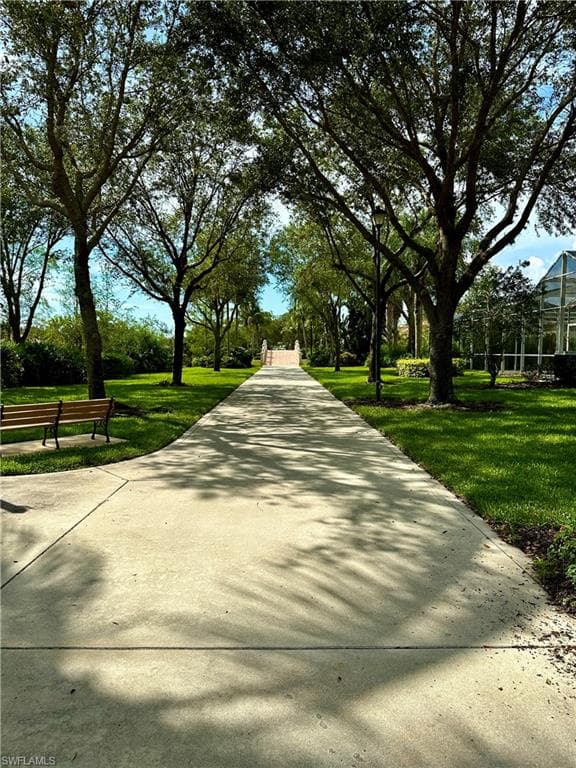 28526 Guinivere WAY, BONITA SPRINGS FL 34135-40