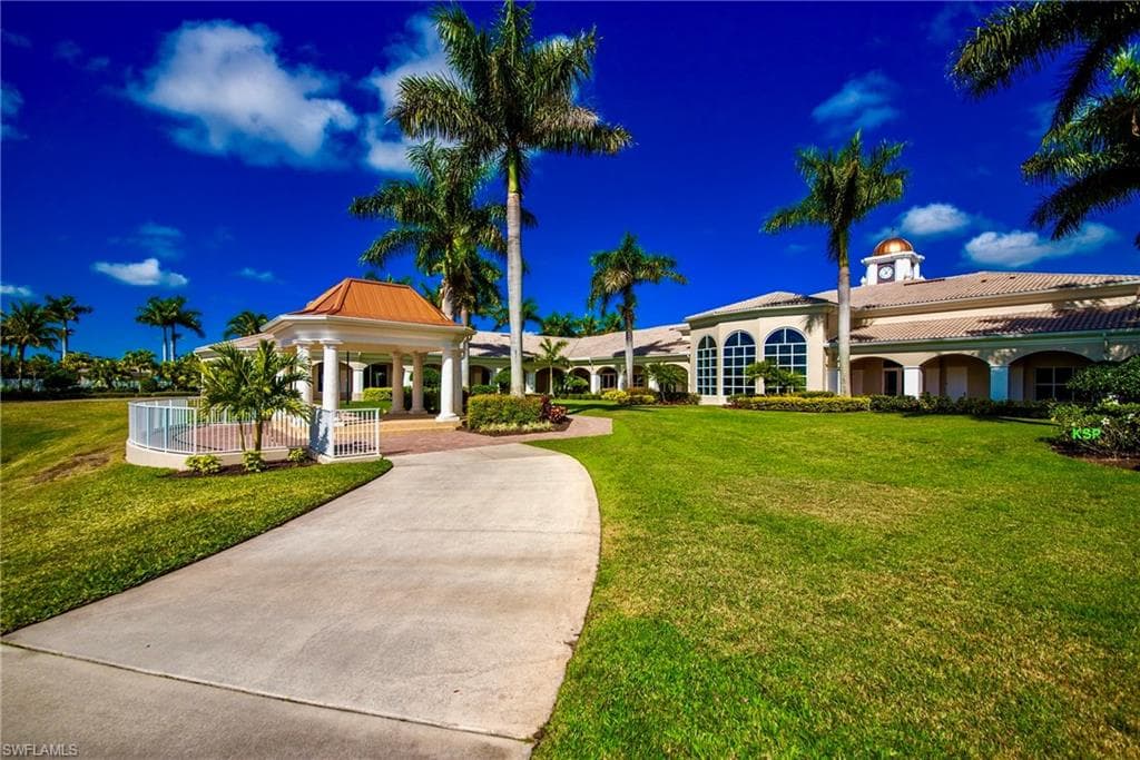28526 Guinivere WAY, BONITA SPRINGS FL 34135-36