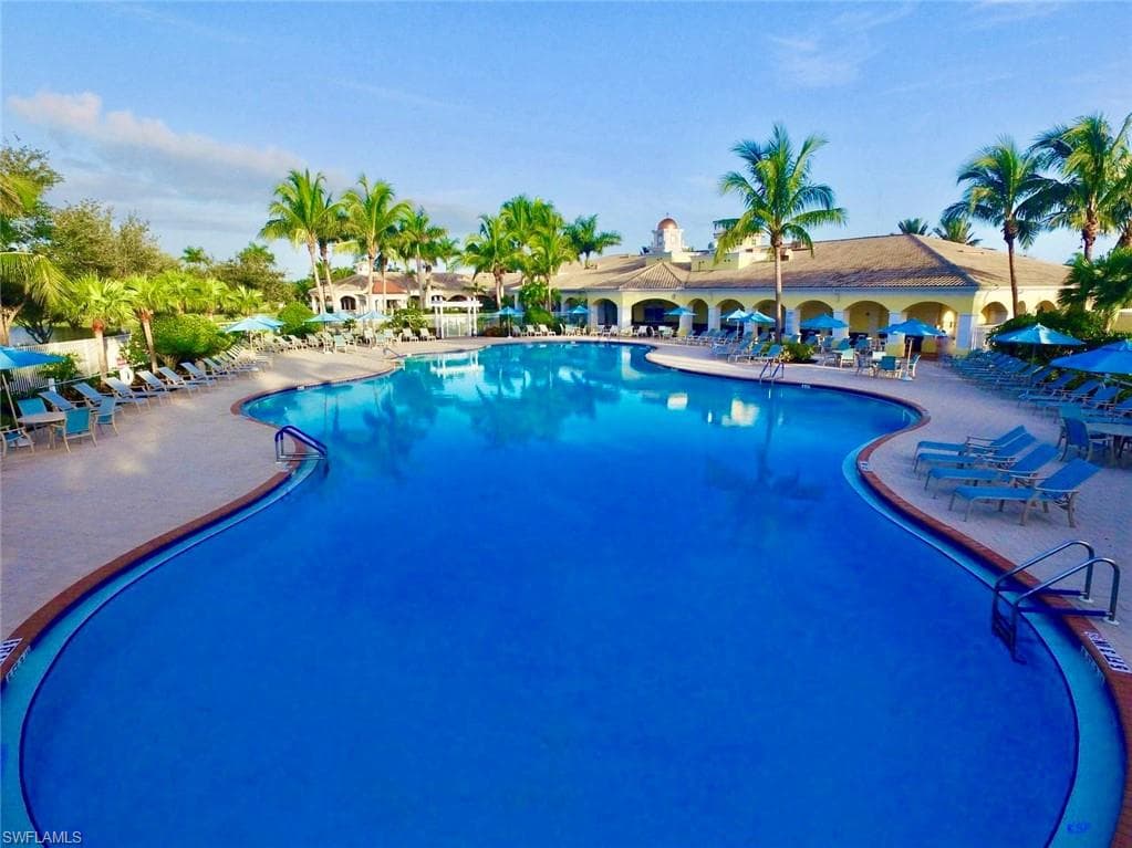 28526 Guinivere WAY, BONITA SPRINGS FL 34135-43