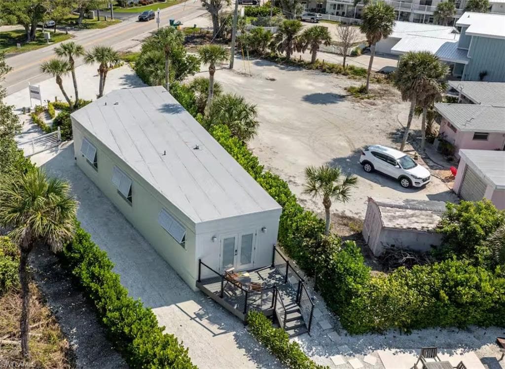 2740 N Beach RD # B, ENGLEWOOD FL 34223-41