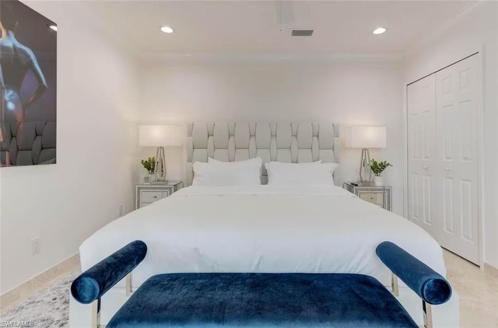 2740 N Beach RD # B, ENGLEWOOD FL 34223-16