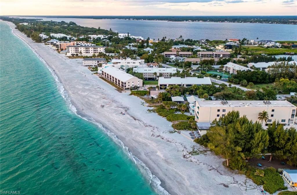 2740 N Beach RD # B, ENGLEWOOD FL 34223-42