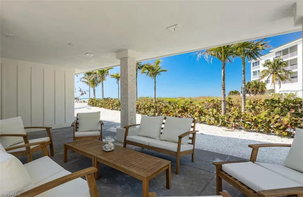 2740 N Beach RD # B, ENGLEWOOD FL 34223-25