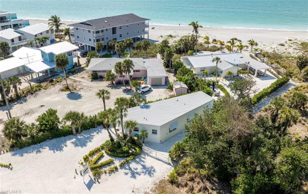 2740 N Beach RD # B, ENGLEWOOD FL 34223-27