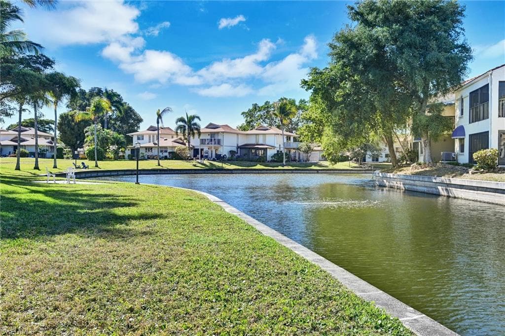 4265 Island CIR # B, FORT MYERS FL 33919-35