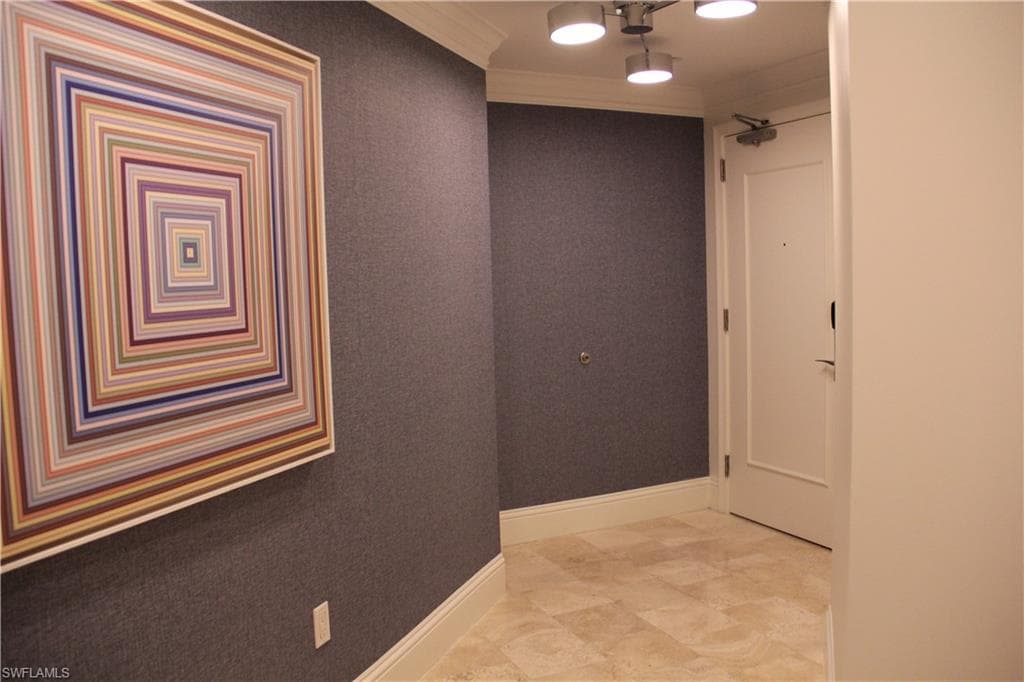 4401 COLLINS AVE, MIAMI BEACH FL 33140-31