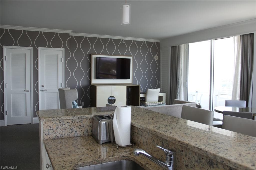 4401 COLLINS AVE, MIAMI BEACH FL 33140-8