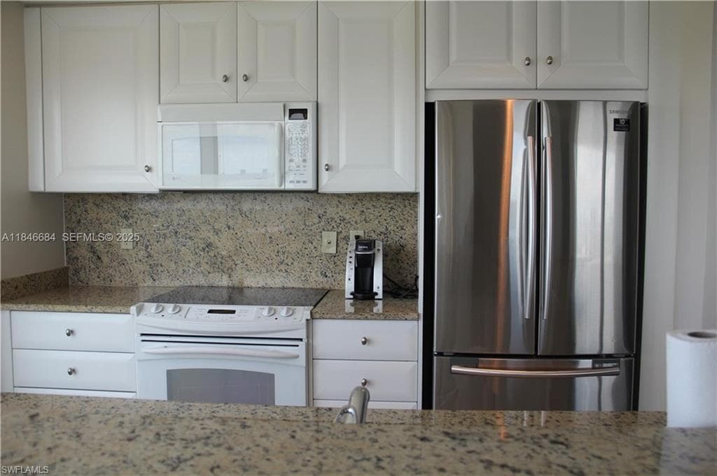 4401 COLLINS AVE, MIAMI BEACH FL 33140-10