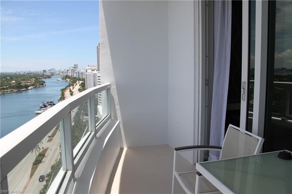 4401 COLLINS AVE, MIAMI BEACH FL 33140-38