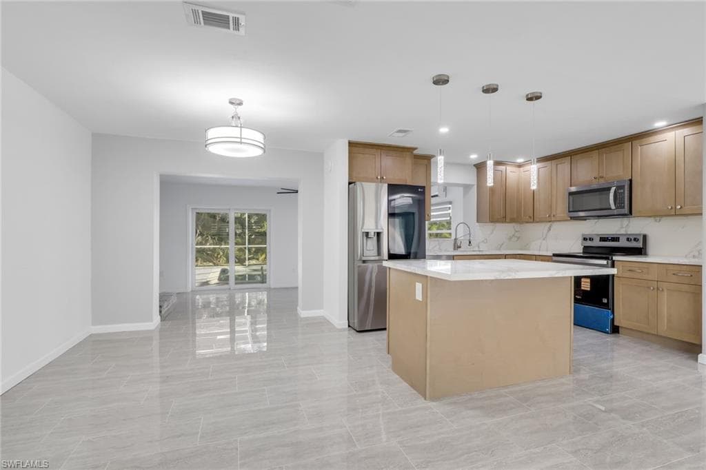 1653 S Fountainhead RD, FORT MYERS FL 33919-10