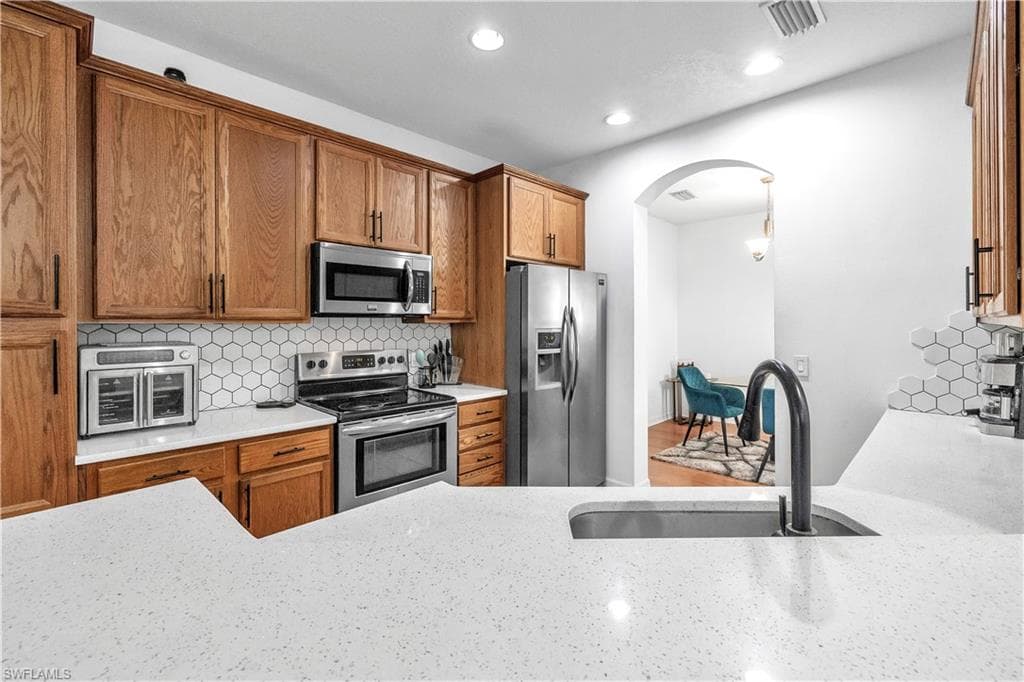 1159 Jonah DR, NORTH PORT FL 34289-16