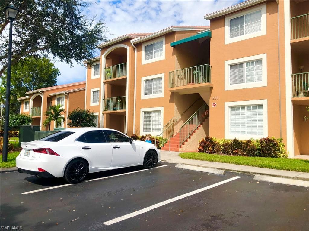 1220 Wildwood Lakes BLVD # 306, NAPLES FL 34104-12