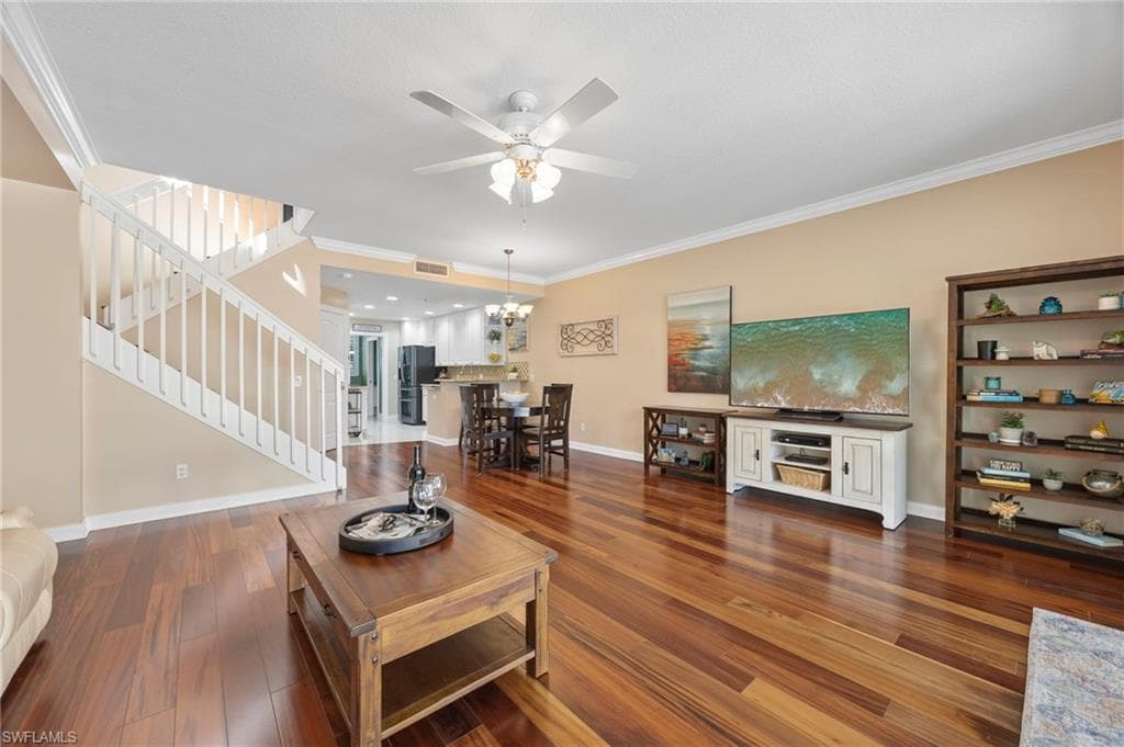 5561 Cove CIR, NAPLES FL 34119-9