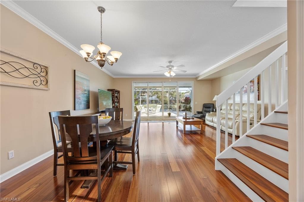 5561 Cove CIR, NAPLES FL 34119-18