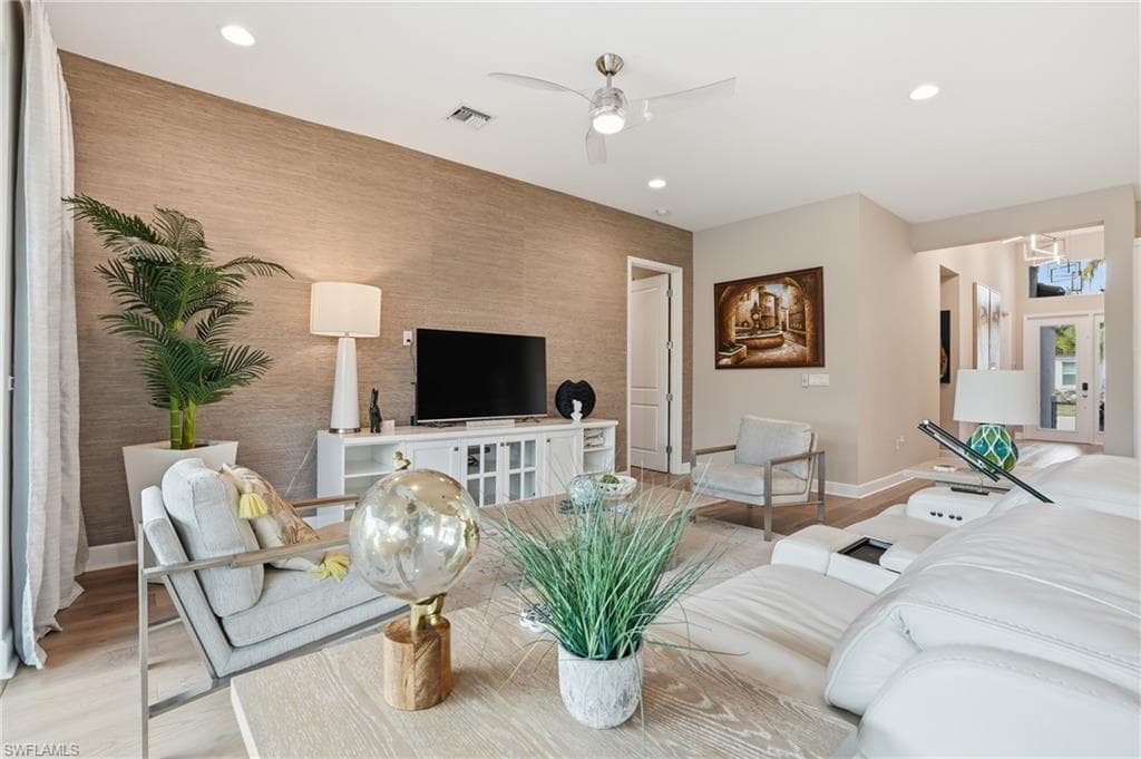 11394 Jacaranda DR-1