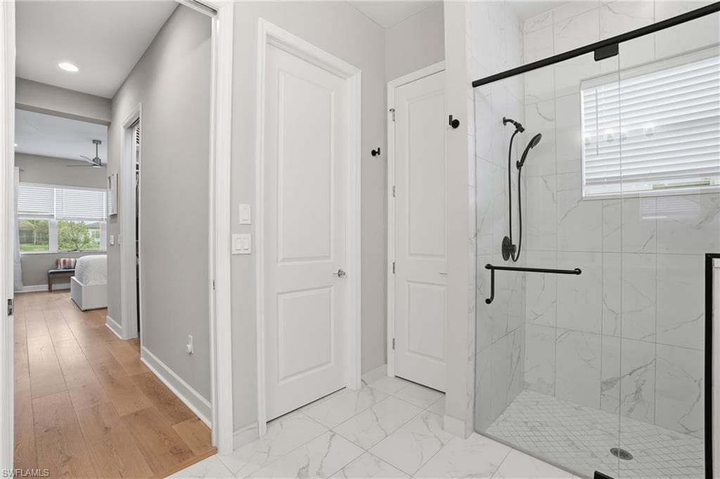 11394 Jacaranda DR-21