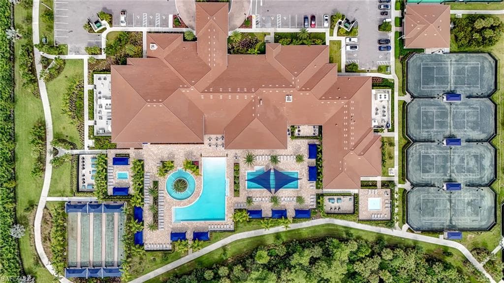 11394 Jacaranda DR-40