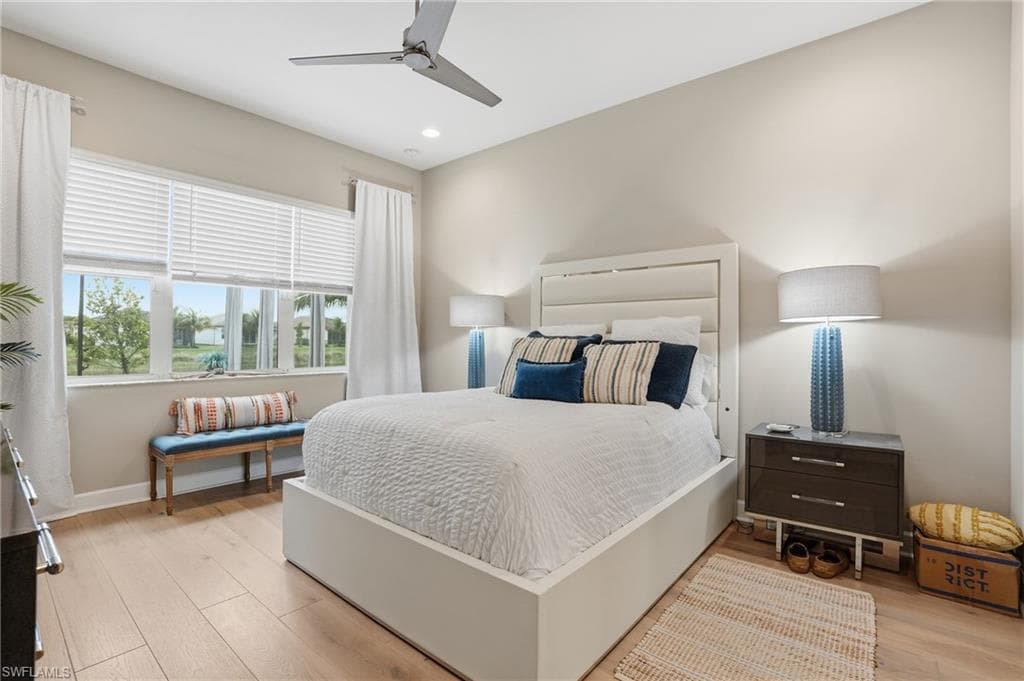 11394 Jacaranda DR-17