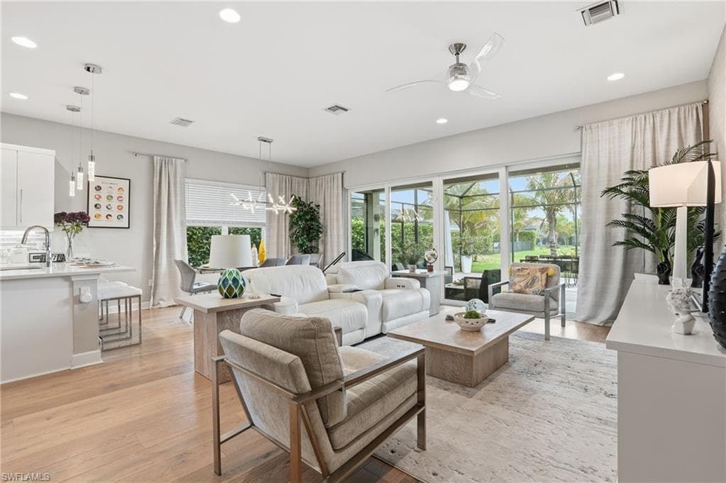 11394 Jacaranda DR-3