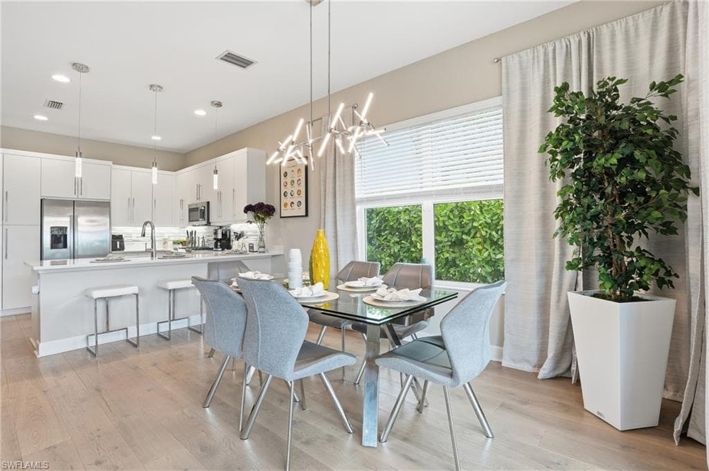 11394 Jacaranda DR-7