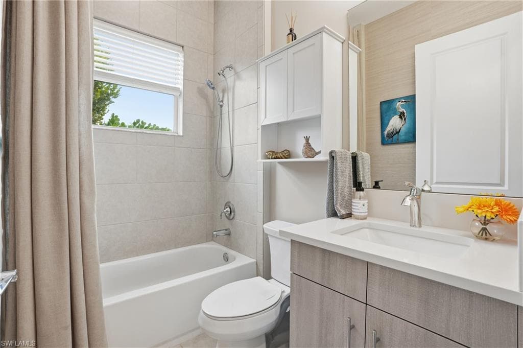 11394 Jacaranda DR-24
