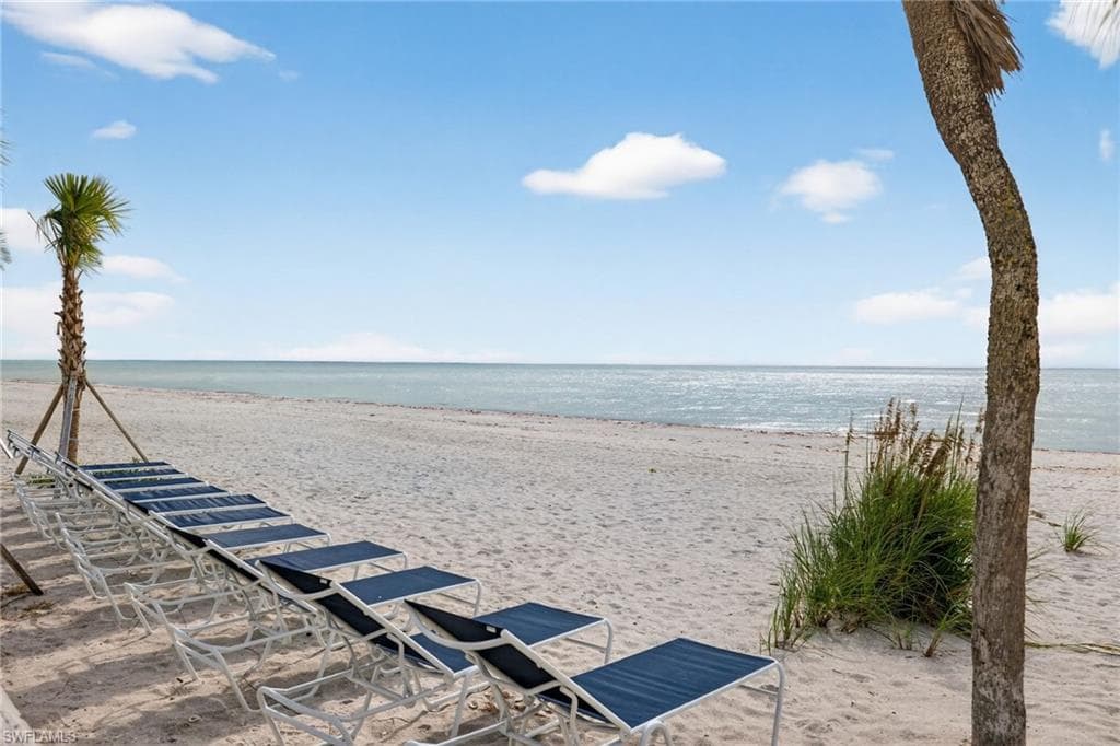 2445 W Gulf DR # 6B, SANIBEL FL 33957-33