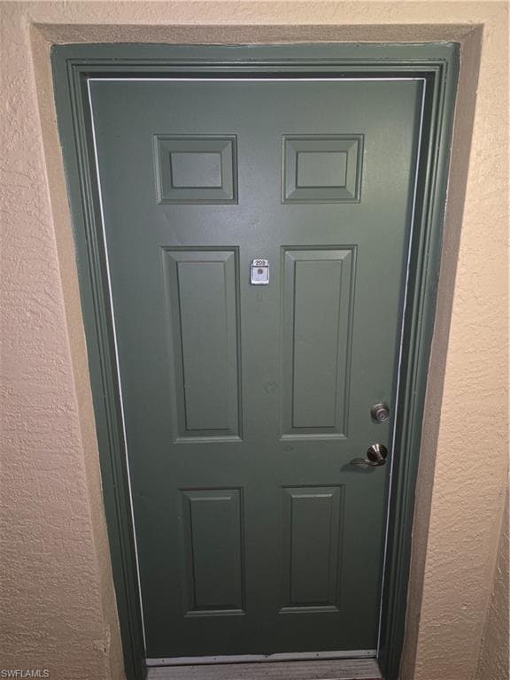 1210 Wildwood Lakes BLVD # 203, NAPLES FL 34104-27