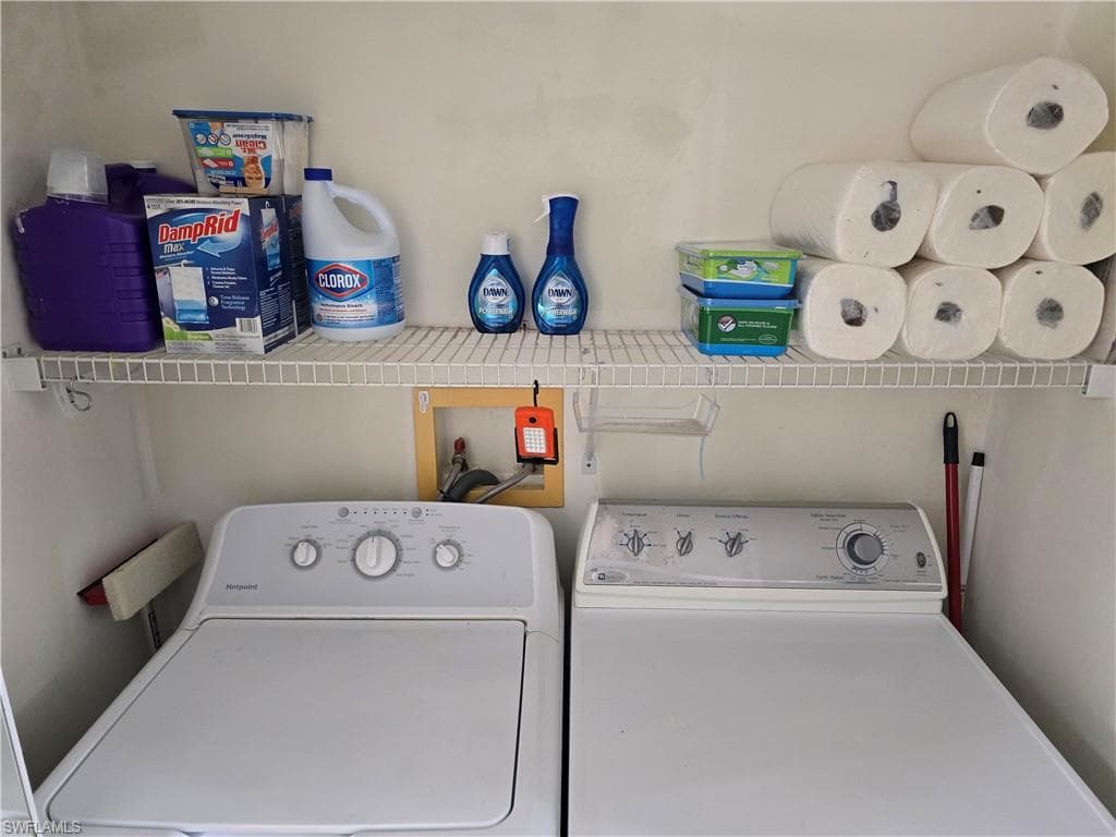 1210 Wildwood Lakes BLVD # 203, NAPLES FL 34104-17