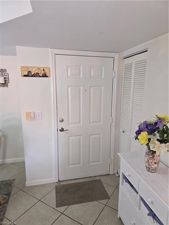 1210 Wildwood Lakes BLVD # 203, NAPLES FL 34104-3