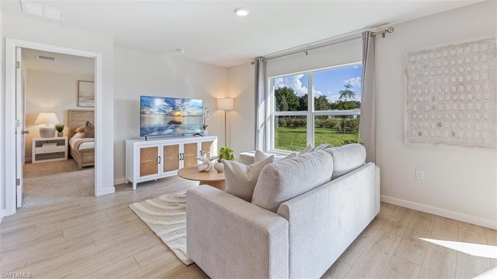 391 Radiant Sun LN, LEHIGH ACRES FL 33936-2
