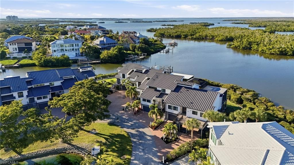 17037 Marina Cove LN, FORT MYERS FL 33908-5