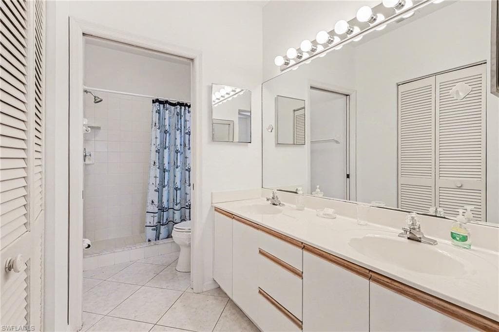 326 Bradstrom CIR # 201F, NAPLES FL 34113-21