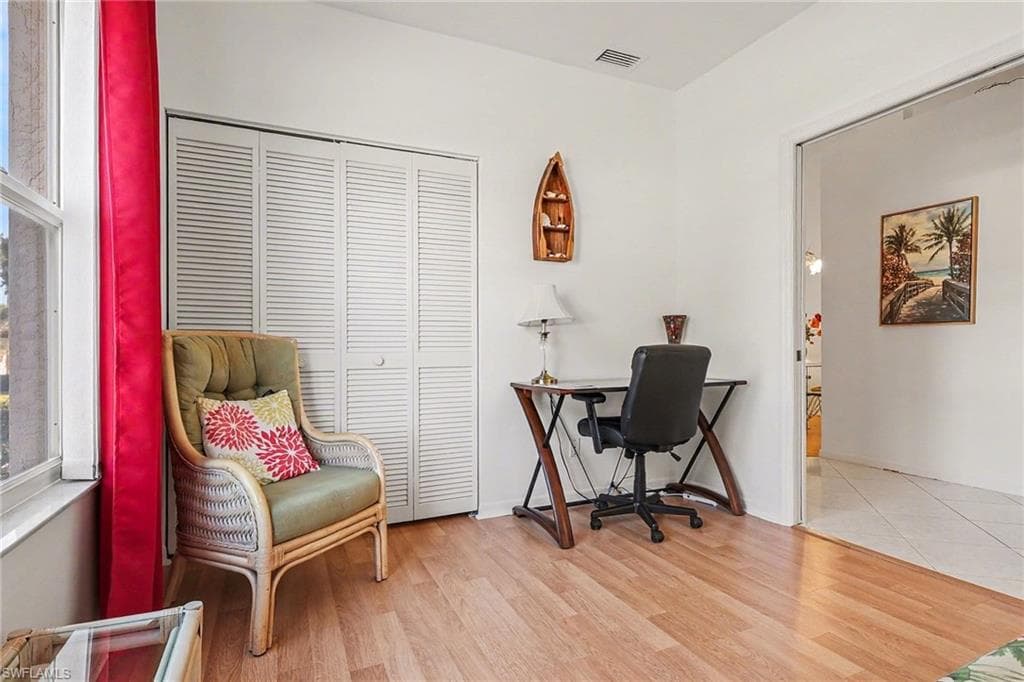 326 Bradstrom CIR # 201F, NAPLES FL 34113-17