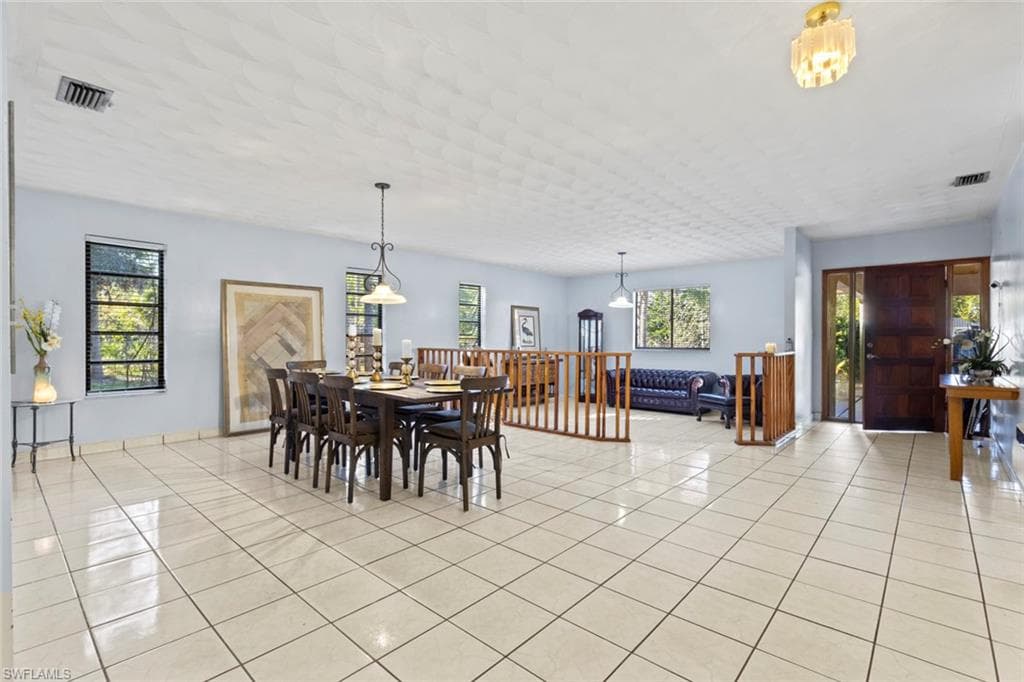 3680 7th AVE SW-4