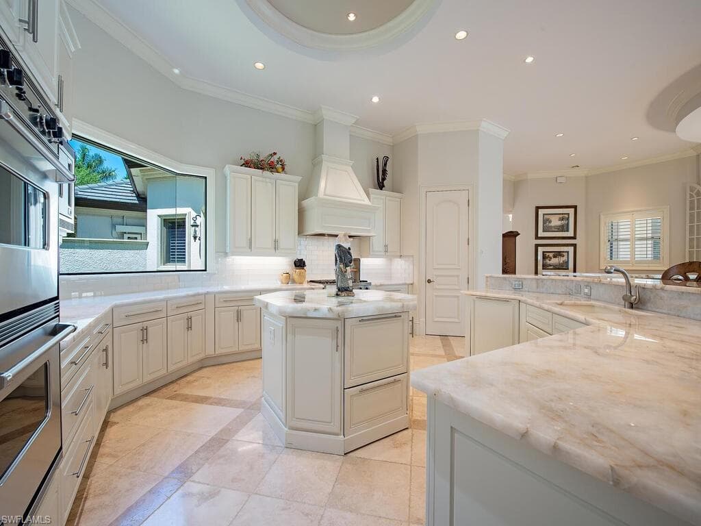 29115 Teramo WAY, NAPLES FL 34110-11