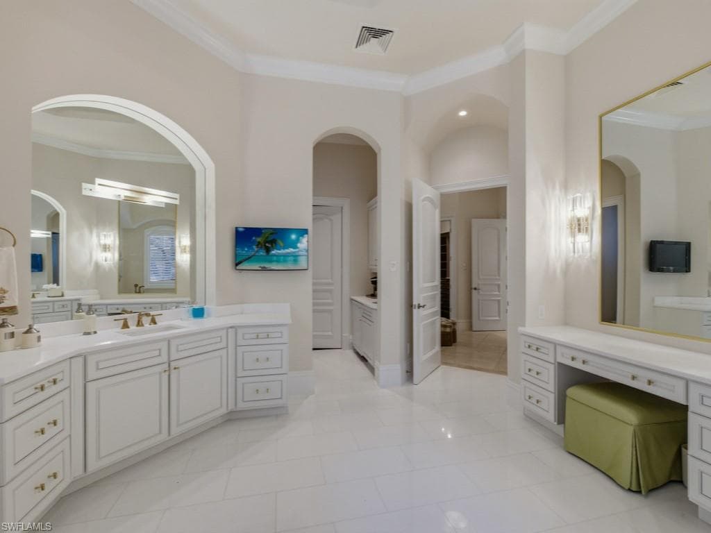 29115 Teramo WAY, NAPLES FL 34110-18